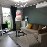 Topartihaz Holiday home *