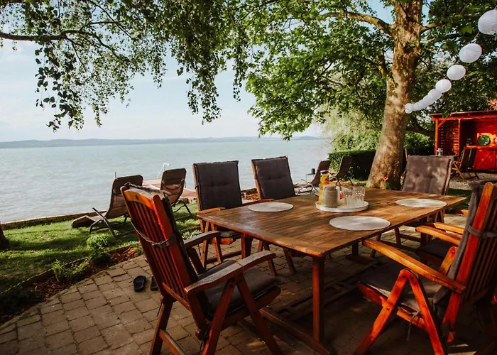 Topartihaz Holiday home *