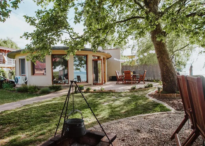 Holiday home Topartihaz *